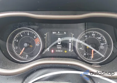 2018 Jeep Cherokee Latitude Fwd from USA, damaged, VIN 1C4PJLCB4JD513885